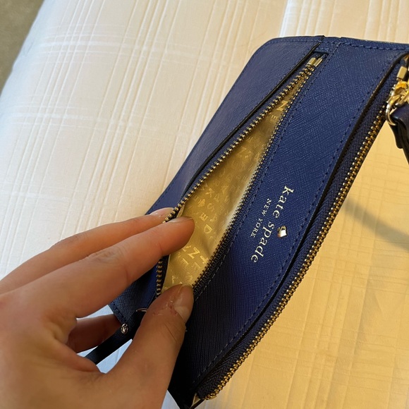 Kate Spade Wristlet - Picture 5 of 6
